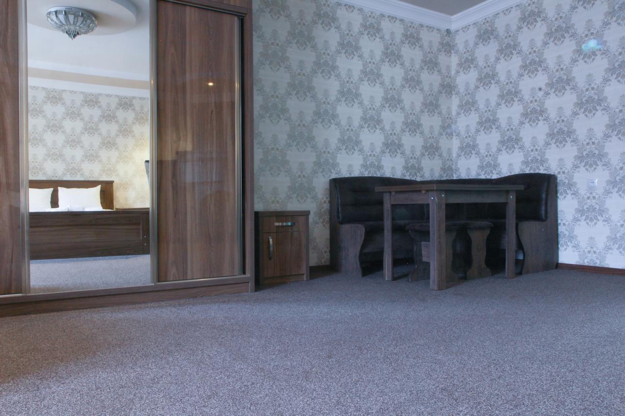 New Palace Shardeni Tbilisi Zewnętrze zdjęcie